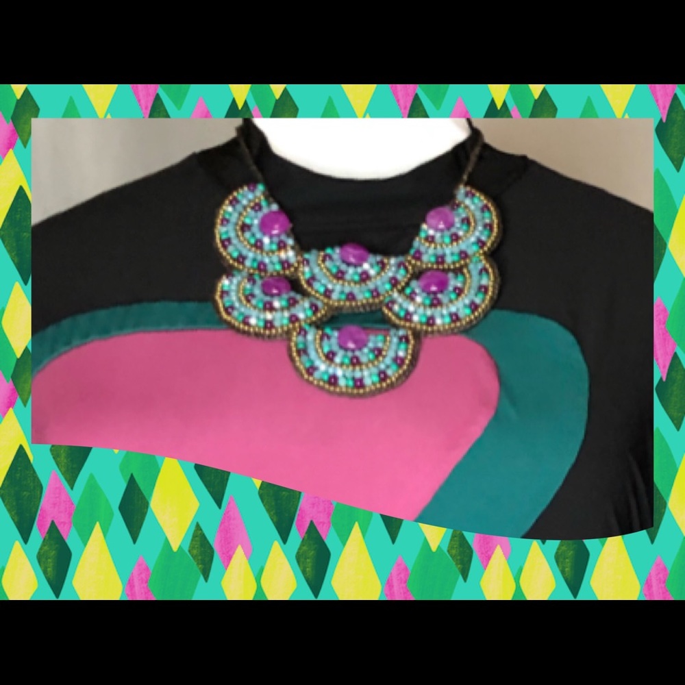 Multicolored Necklace Choker - NWOT - Picture 6 of 7